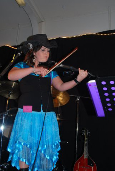 Christie Davy plays with Karen Davy/PHOTO Basil Stewart 