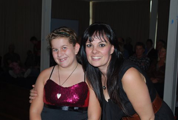 Tami Neilson and Leah Stewart/PHOTO Basil Stewart 